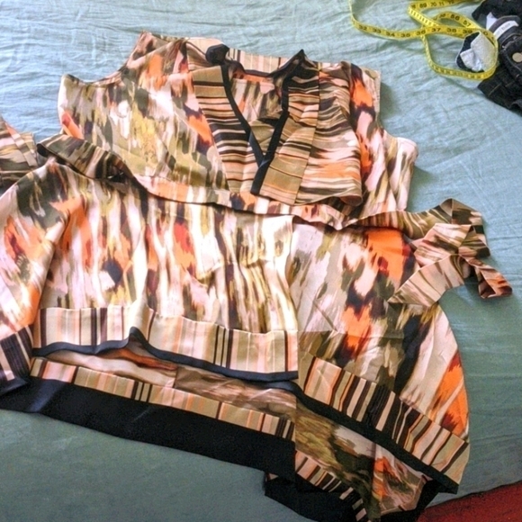 Euc Calvin Klein sleeveless peplum blouse large - Picture 2 of 6